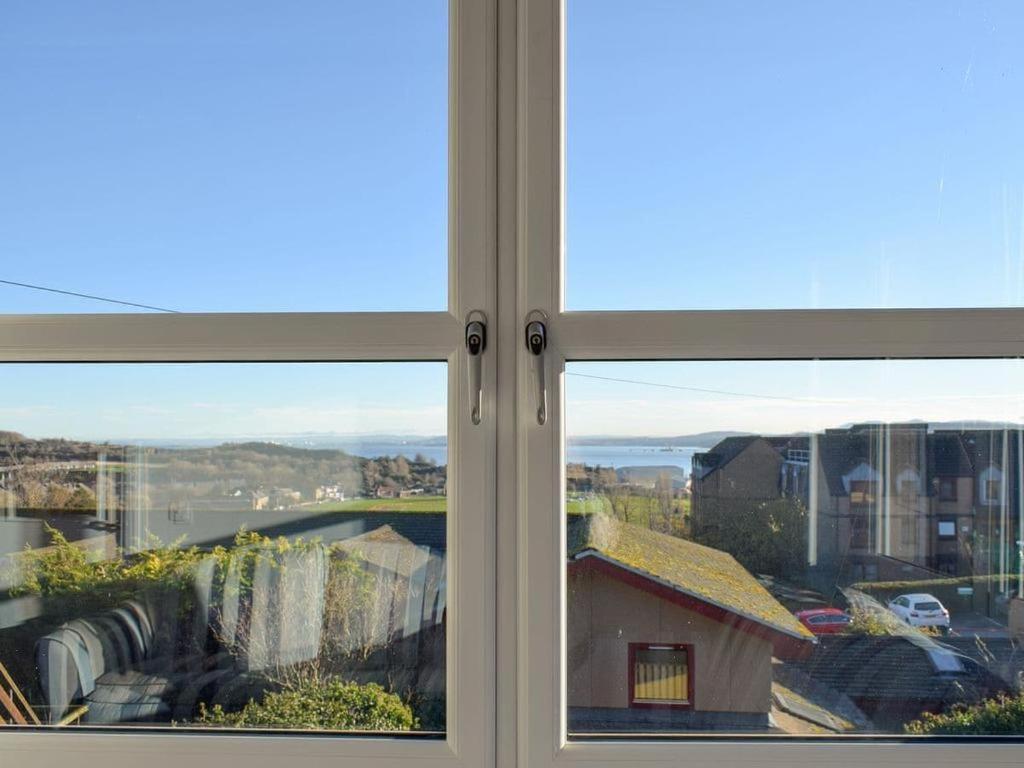Courtyard Holiday Apartments Inverkeithing Exteriör bild